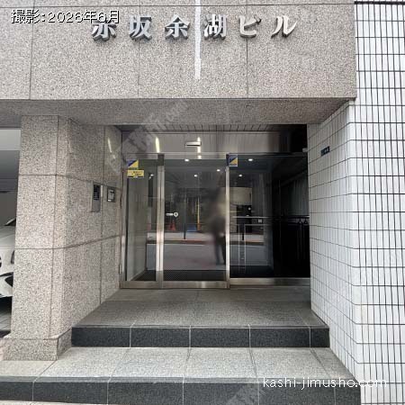 ビル入口 ビル入口