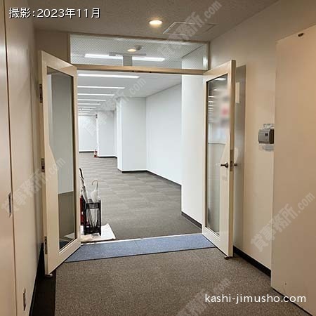 貸室入口(10階B号室)