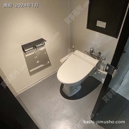 男性トイレ(2階）