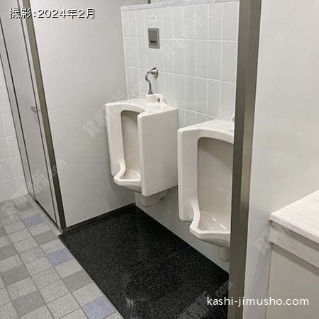 男性トイレ