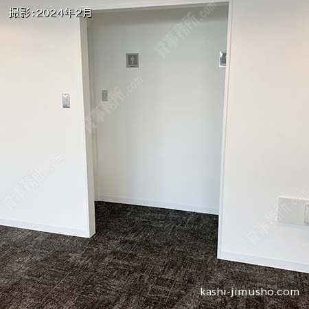 室内男女別トイレ(8階）