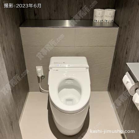 男性トイレ(10階）