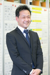 村山賢治