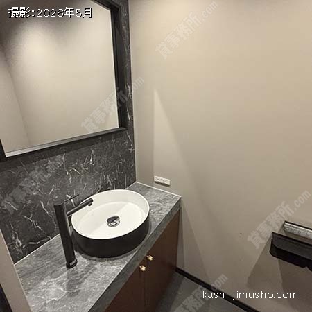 男性トイレ(5階) 男性トイレ(5階)