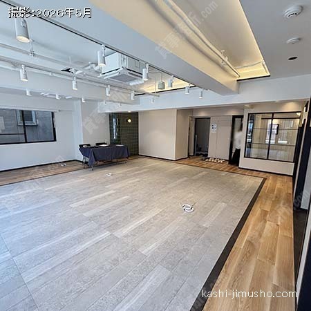 貸室内(5階) 貸室内(5階)