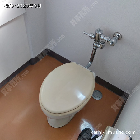 トイレ（6階）