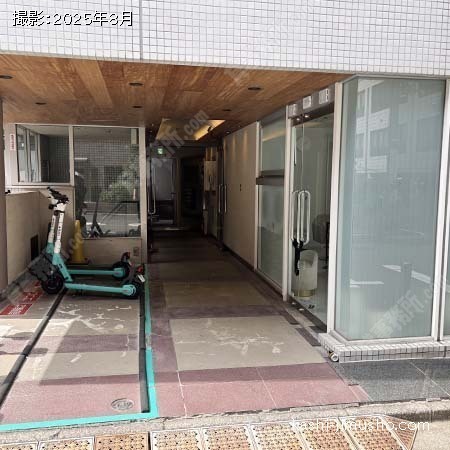 ビル入口
