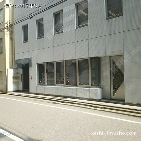 ビル正面 ビル正面