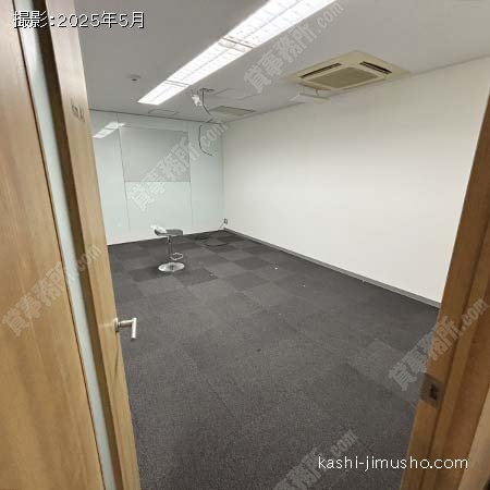 貸室内(3階・原状回復前)