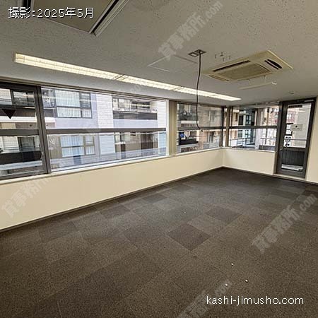 貸室内(3階・原状回復前)