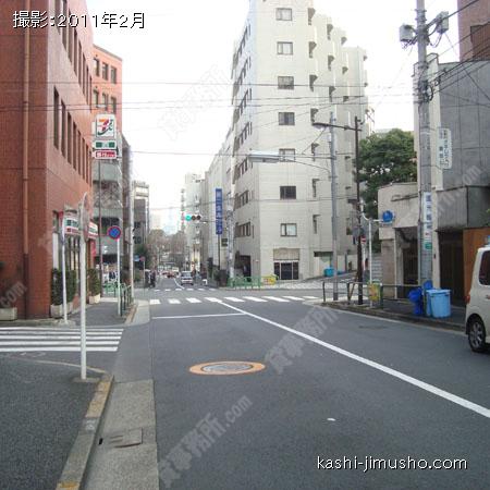 前面道路 