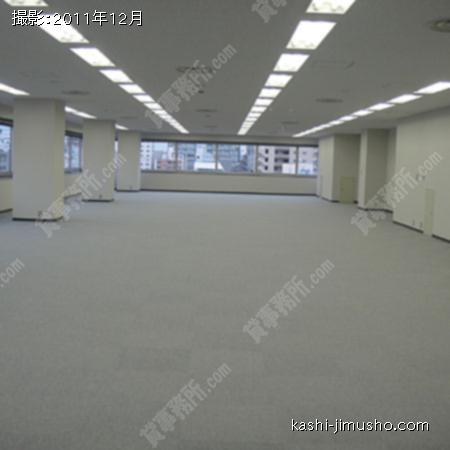 貸室内