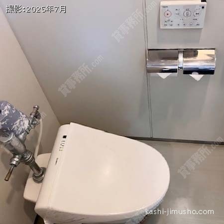 男性トイレ