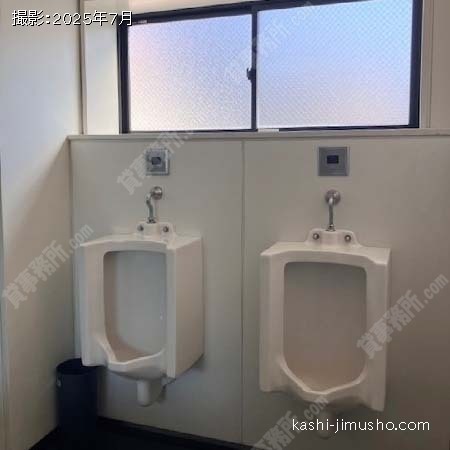 男性トイレ