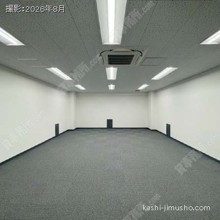 貸室内(B1階)