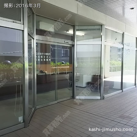 貸室入口(1階)