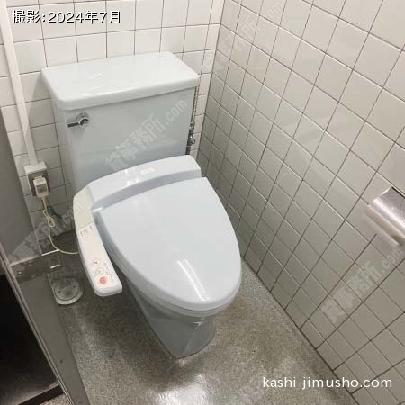 男性トイレ
