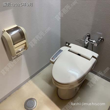 男性トイレ