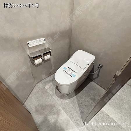 男性トイレ