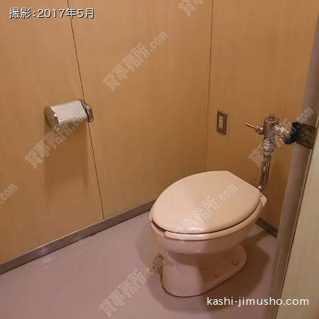 女性トイレ 女性トイレ