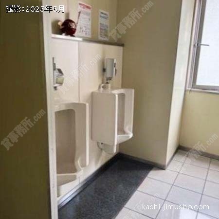 男性トイレ