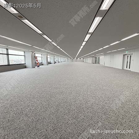 貸室内(13階南側315.37坪)
