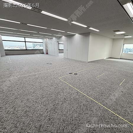 貸室内(16階南側64.13坪)