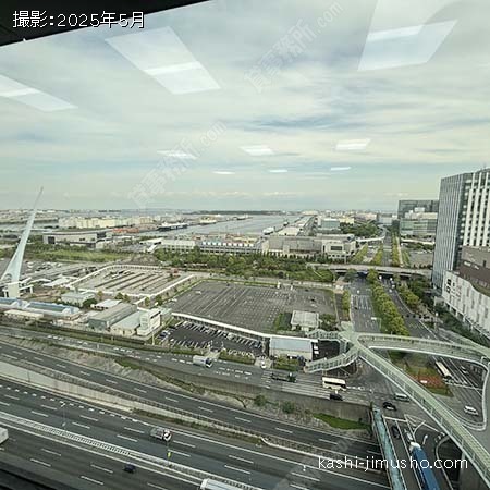 眺望(16階南側64.13坪)