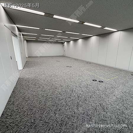 貸室内(16階南側64.13坪)