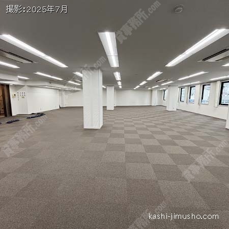 貸室内(8階A号室)