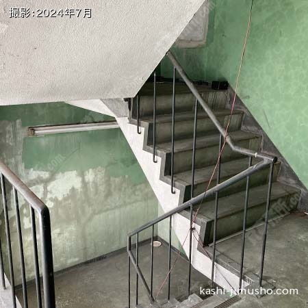 共用階段
