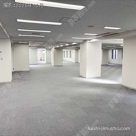 貸室内(2階) 貸室内(2階)