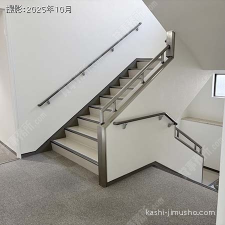 共用階段 共用階段