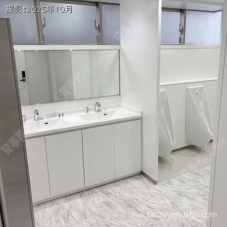 男性トイレ 男性トイレ