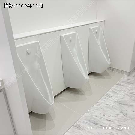 男性トイレ 男性トイレ