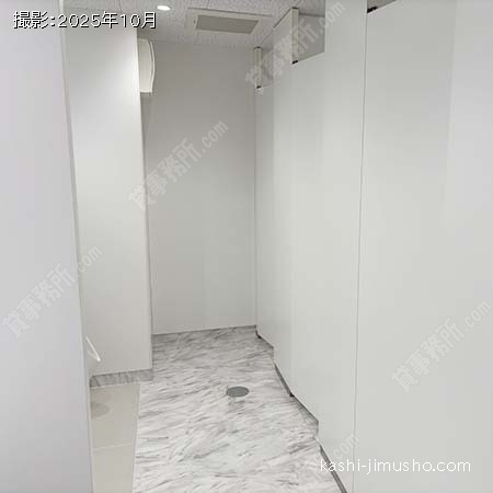 男性トイレ 男性トイレ