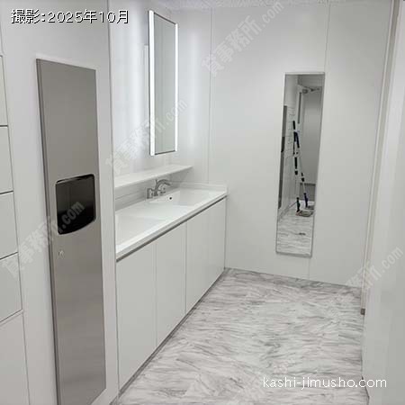 女性トイレ 女性トイレ