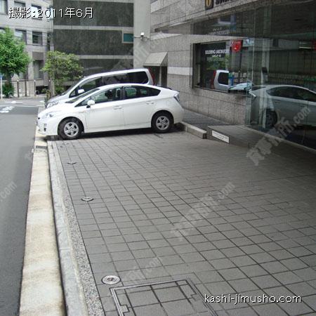  駐車場