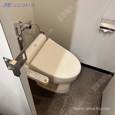 男性トイレ