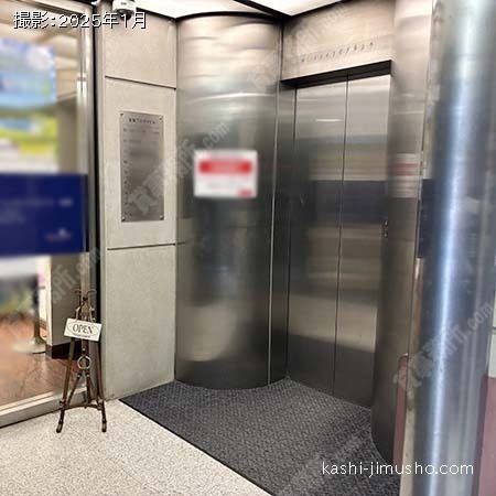 エレベーターホール