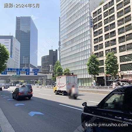 前面道路(外堀通り)