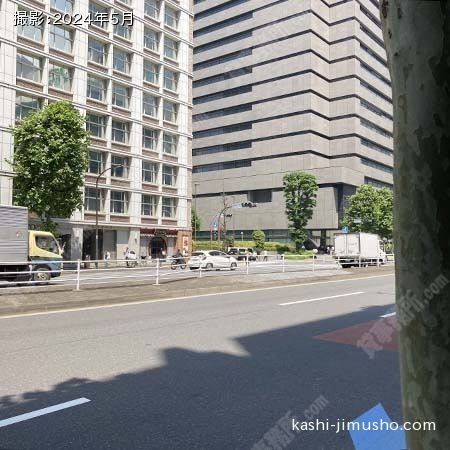 前面道路(外堀通り)
