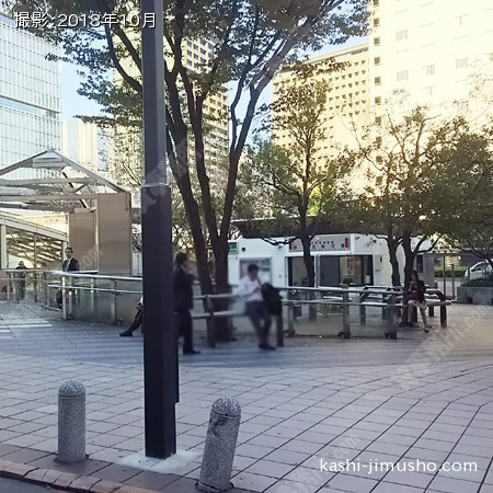 赤坂見附駅前広場