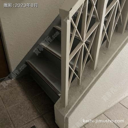 共用階段