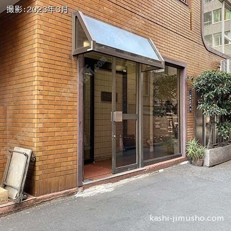 ビル入口