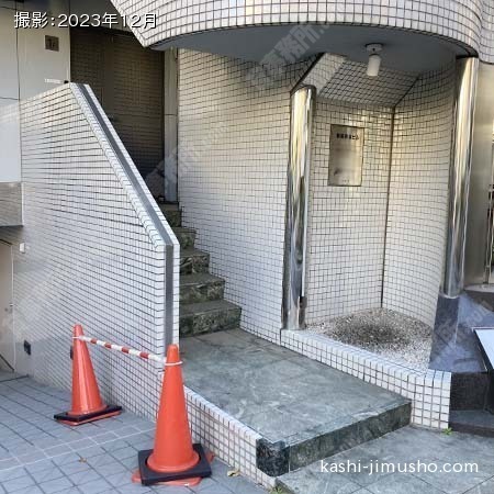 ビル入口