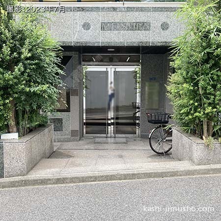ビル入口
