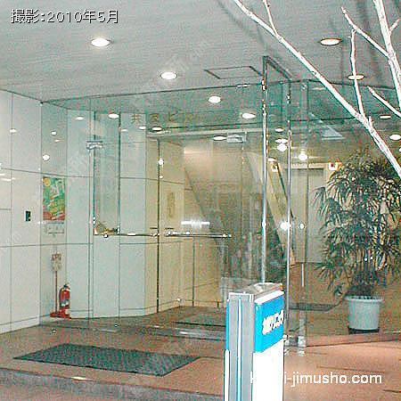 ビル入口 