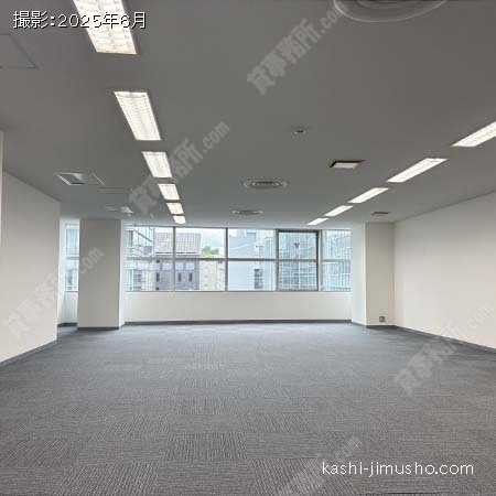 貸室内(8階)