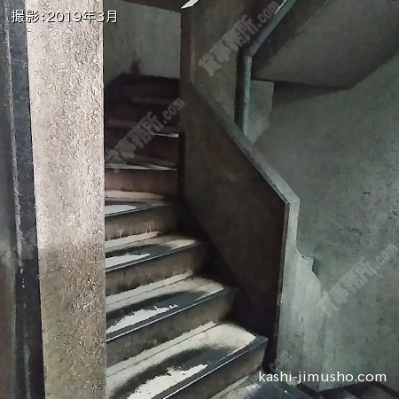 共用階段 共用階段